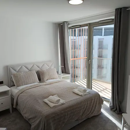 Apartment Pinea 2 Bedroom With Sea View Pobierowo