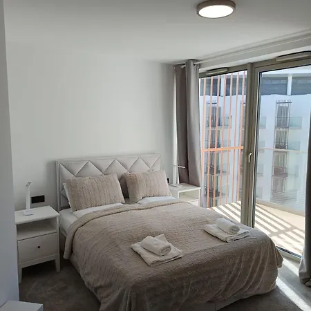 Pinea 2 Bedroom With Sea View